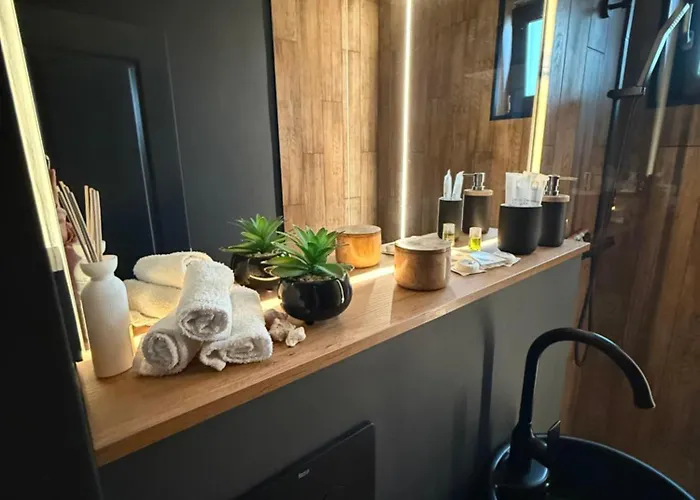 Apartment The Urban Retreat *